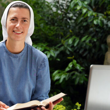 Thumbnail for Řeholníci na okraji: sestra Noemi