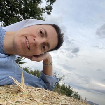 Thumbnail for Řeholníci na okraji: sestra Noemi